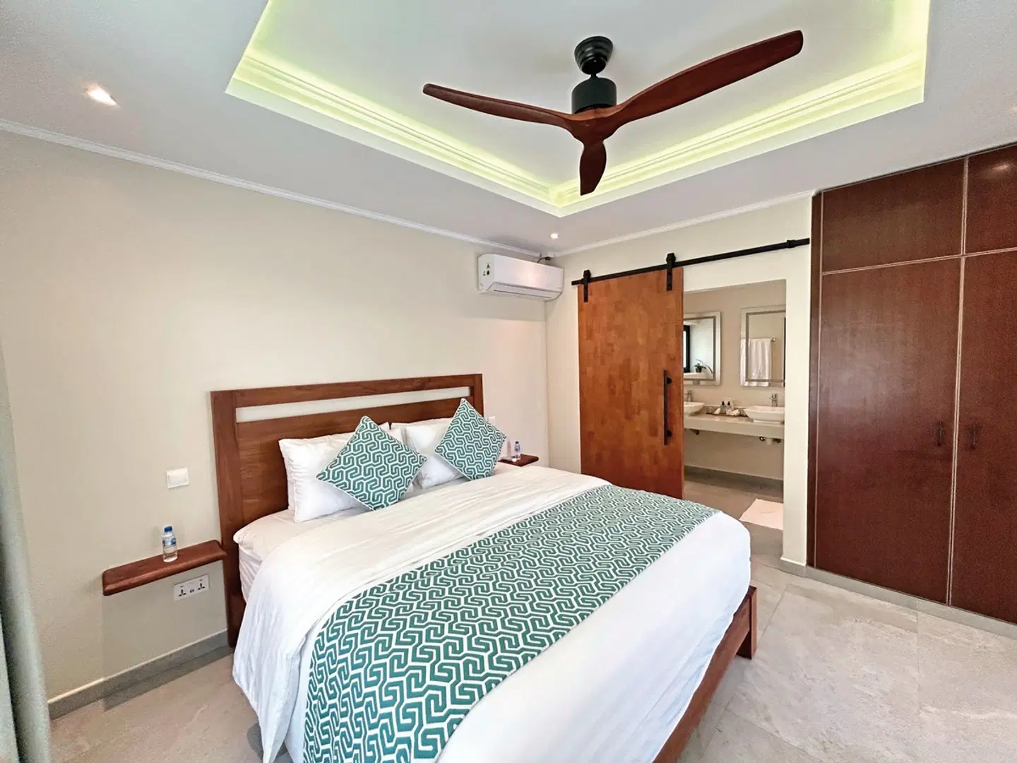 Blue Lagoon Chalets ROOM_EXAMPLE