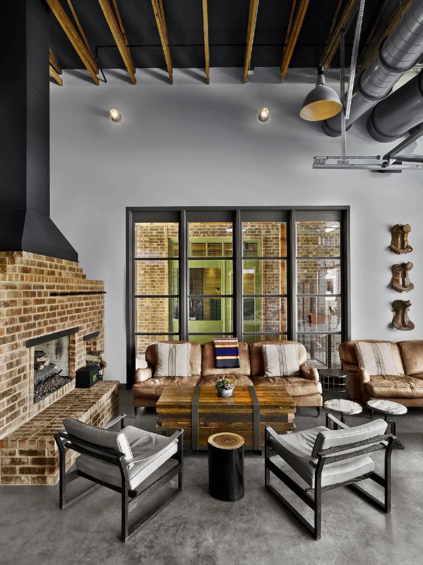 Cavalry Court, by Valencia Hotel Group LOUNGE_LOBBY