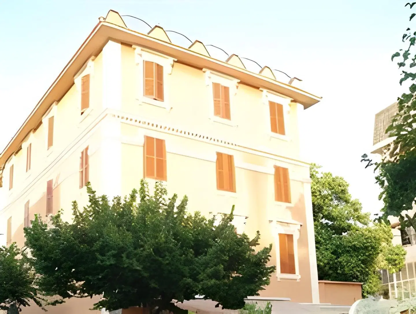 Hotel Iris Crillon EXTERIOR