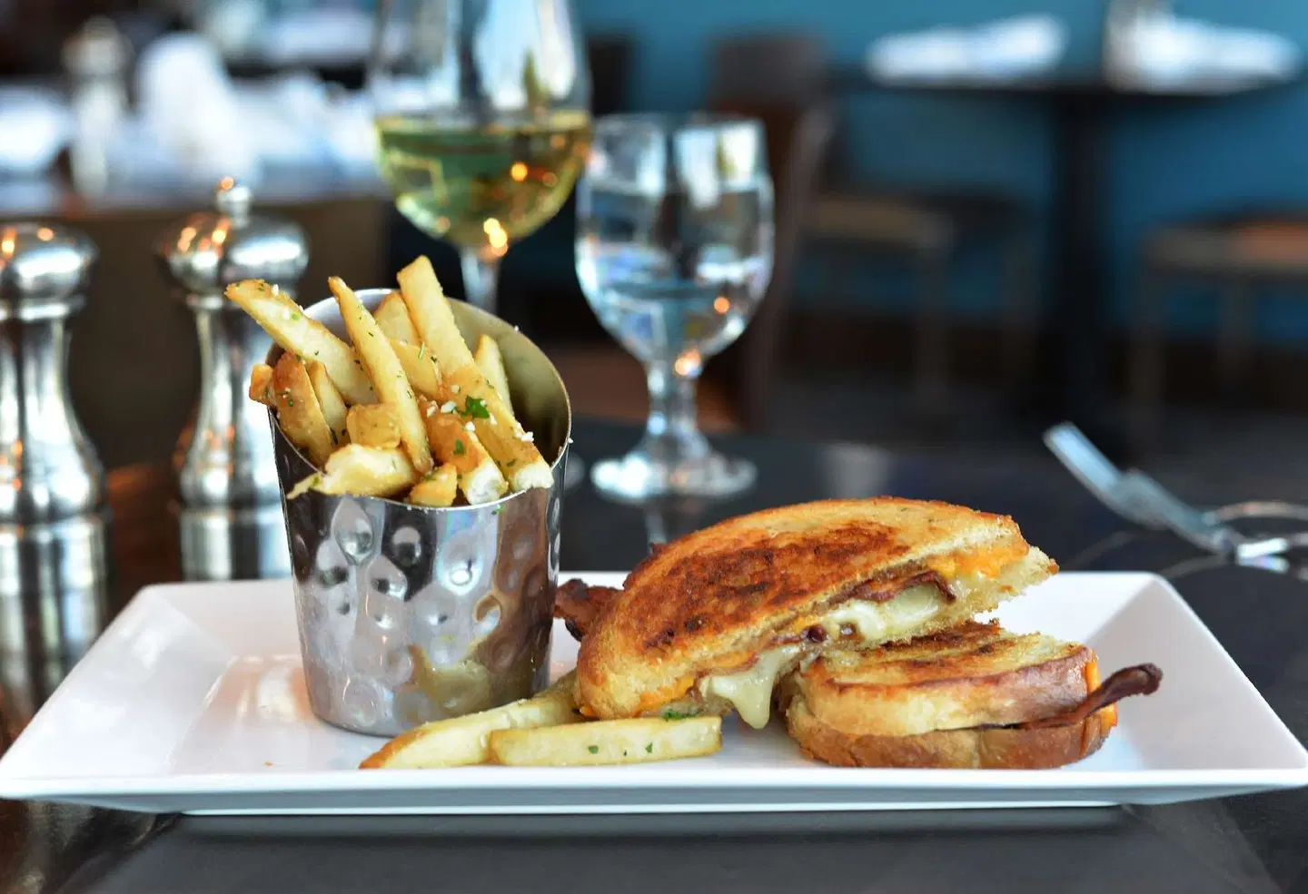 DoubleTree by Hilton San Francisco Airport North Bayfront Restaurant