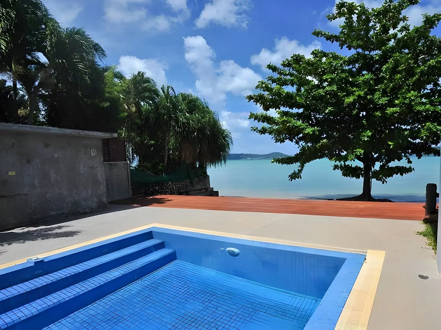 Chalong Beach Front Residence OUTDOOR_POOL