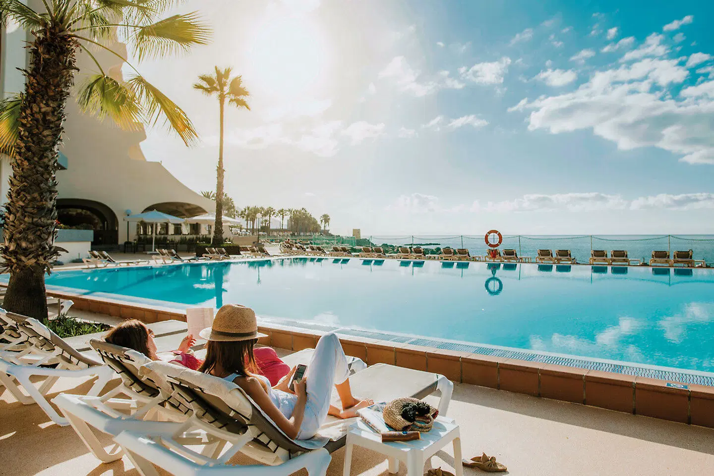 Pestana Carlton Madeira Premium Ocean Resort OUTDOOR_POOL