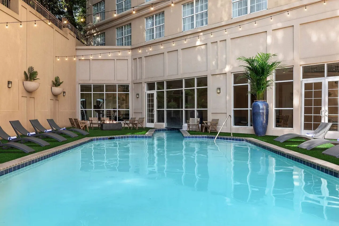 Sheraton Suites Galleria Atlanta Hallenbad