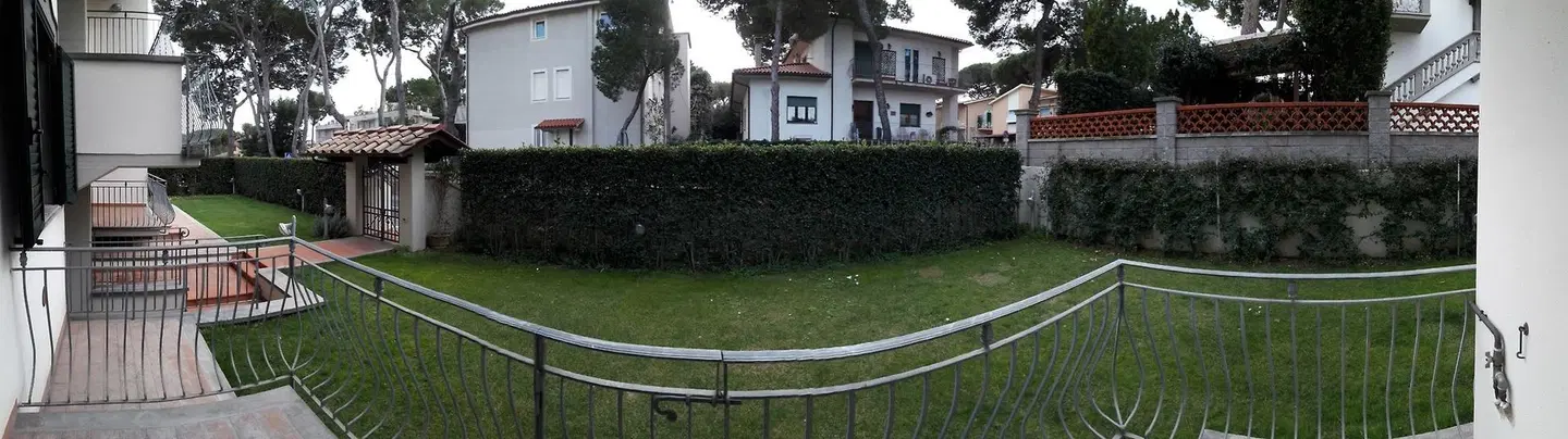 I Pungenti EXTERIOR