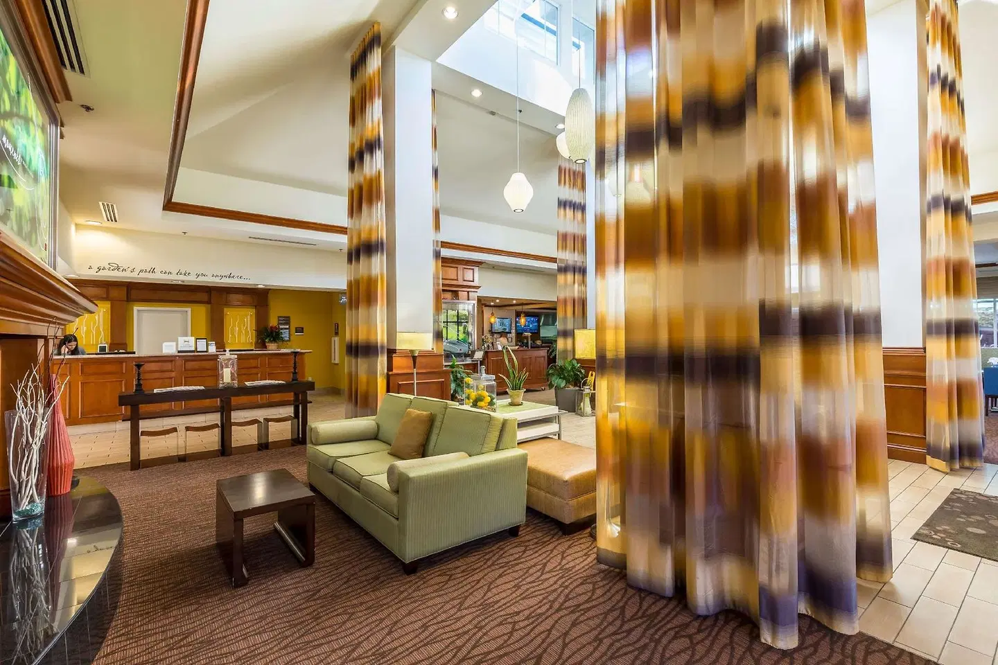 Hilton Garden Inn Fairfield LOUNGE_LOBBY