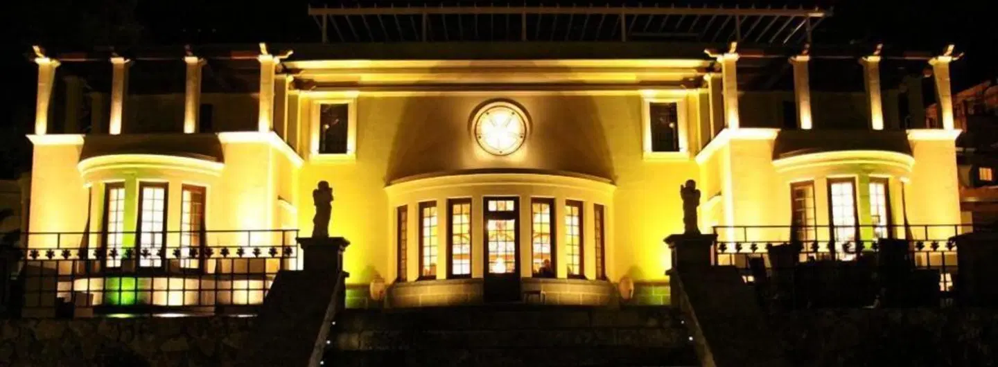 The Ashbee Hotel EXTERIOR