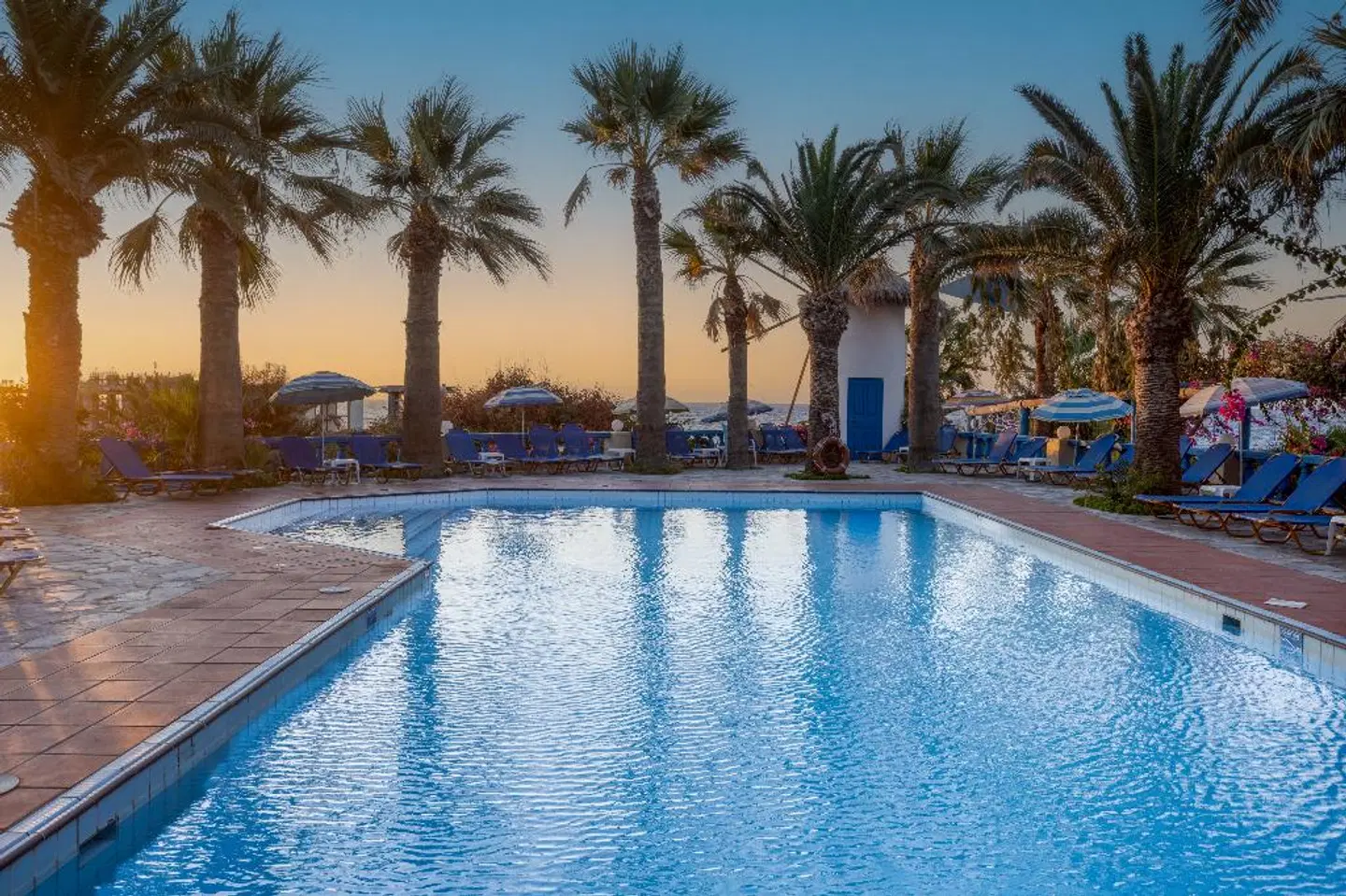 Palm Bay Hotel OUTDOOR_POOL