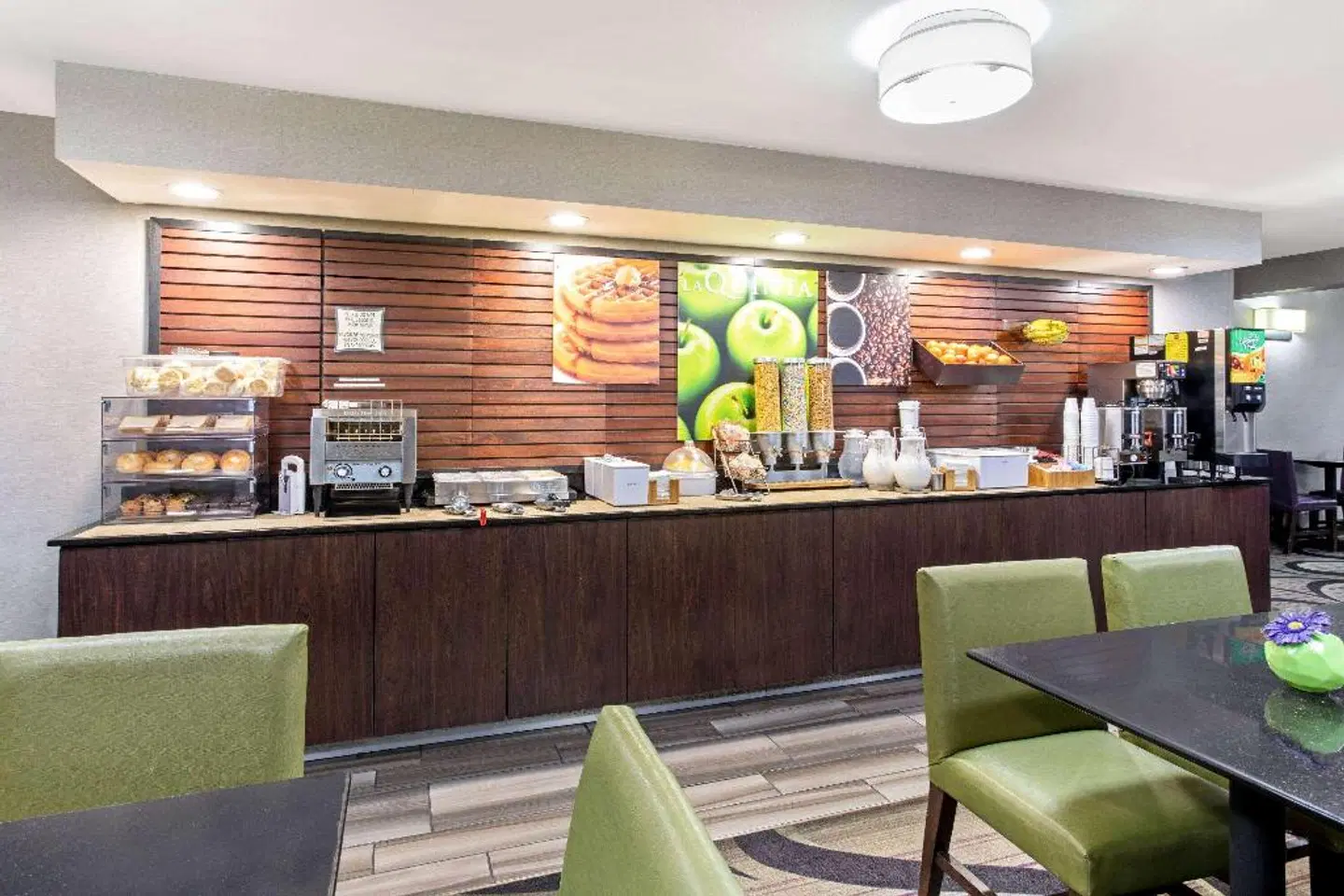 La Quinta Inn by Wyndham Tucson East Bar