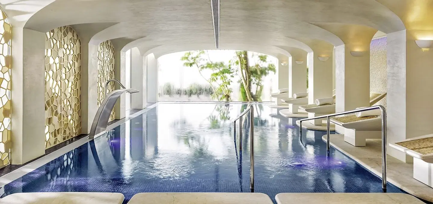 Nobu Hotel Marbella Hallenbad