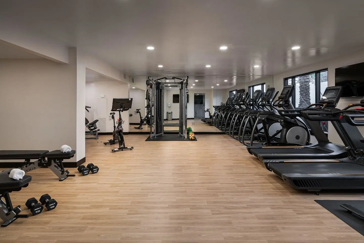 Grand Bohemian Hotel Orlando, Autograph Collection SPORTS_AND_LEISURE