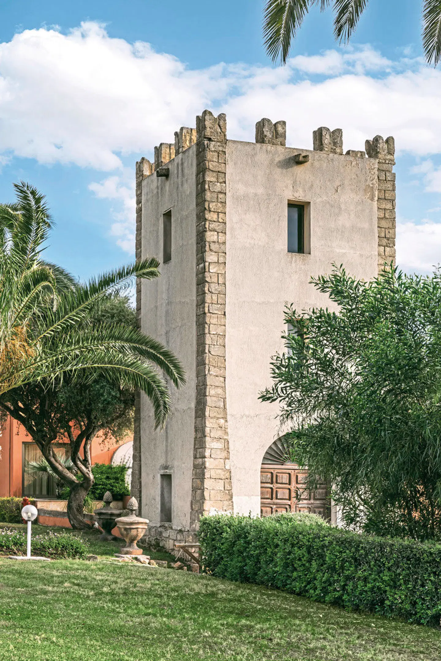 Mangia's Torre del Barone Resort EXTERIOR