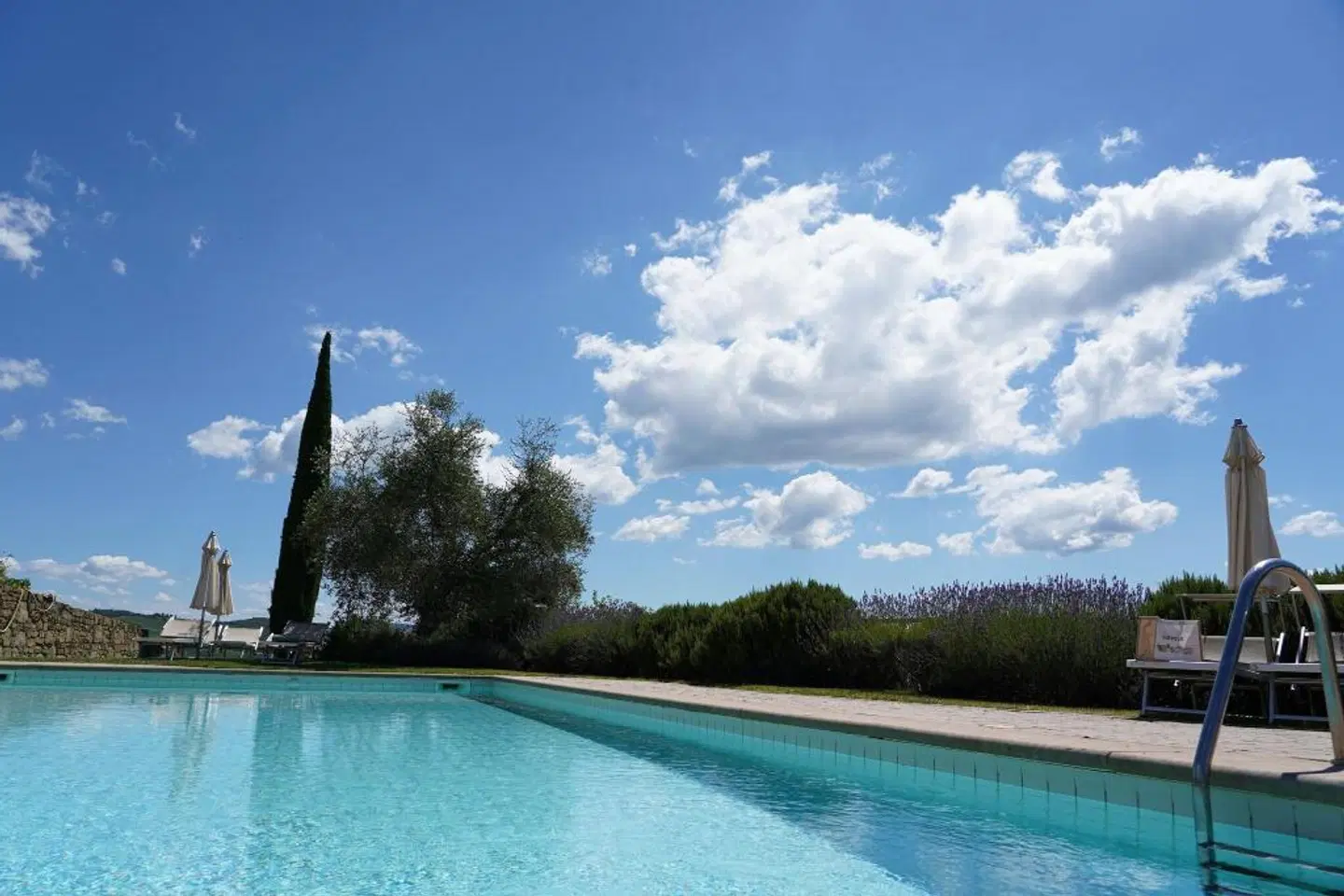 Villa Dievole OUTDOOR_POOL