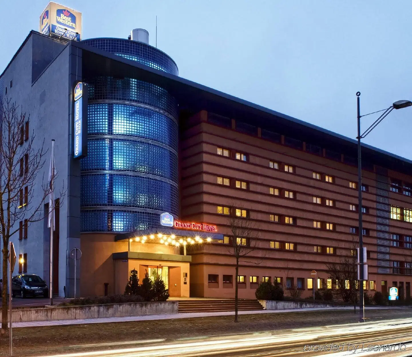 TRYP by Wyndham Halle EXTERIOR