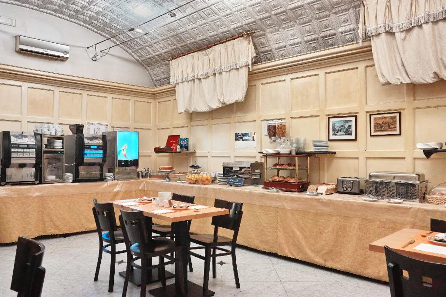 Virgilio Restaurant