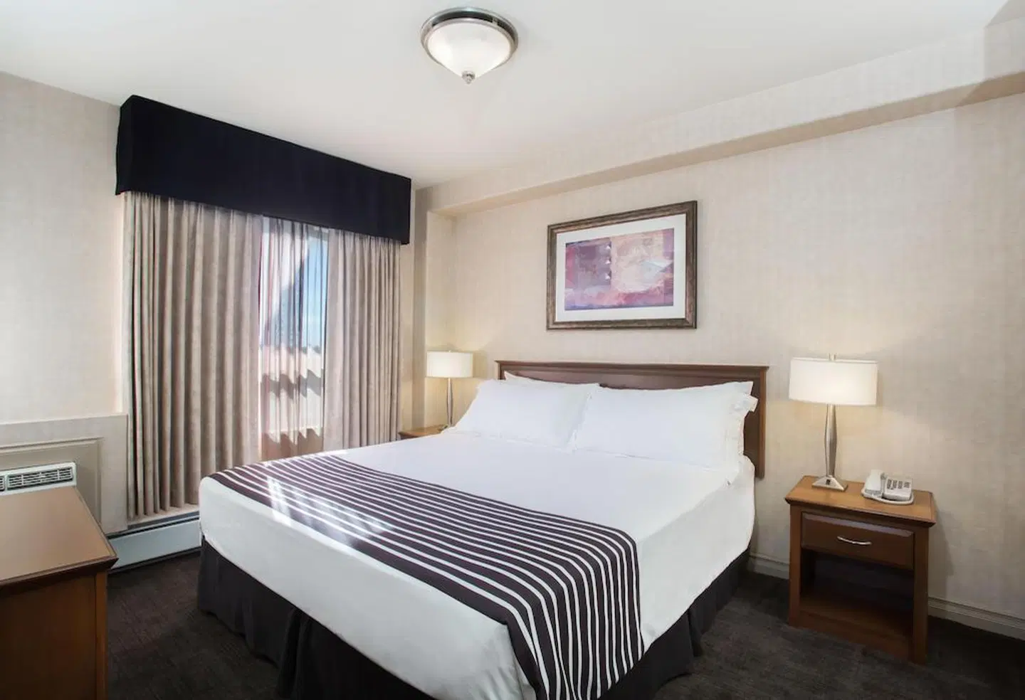 Sandman Hotel Calgary Airport ROOM_EXAMPLE