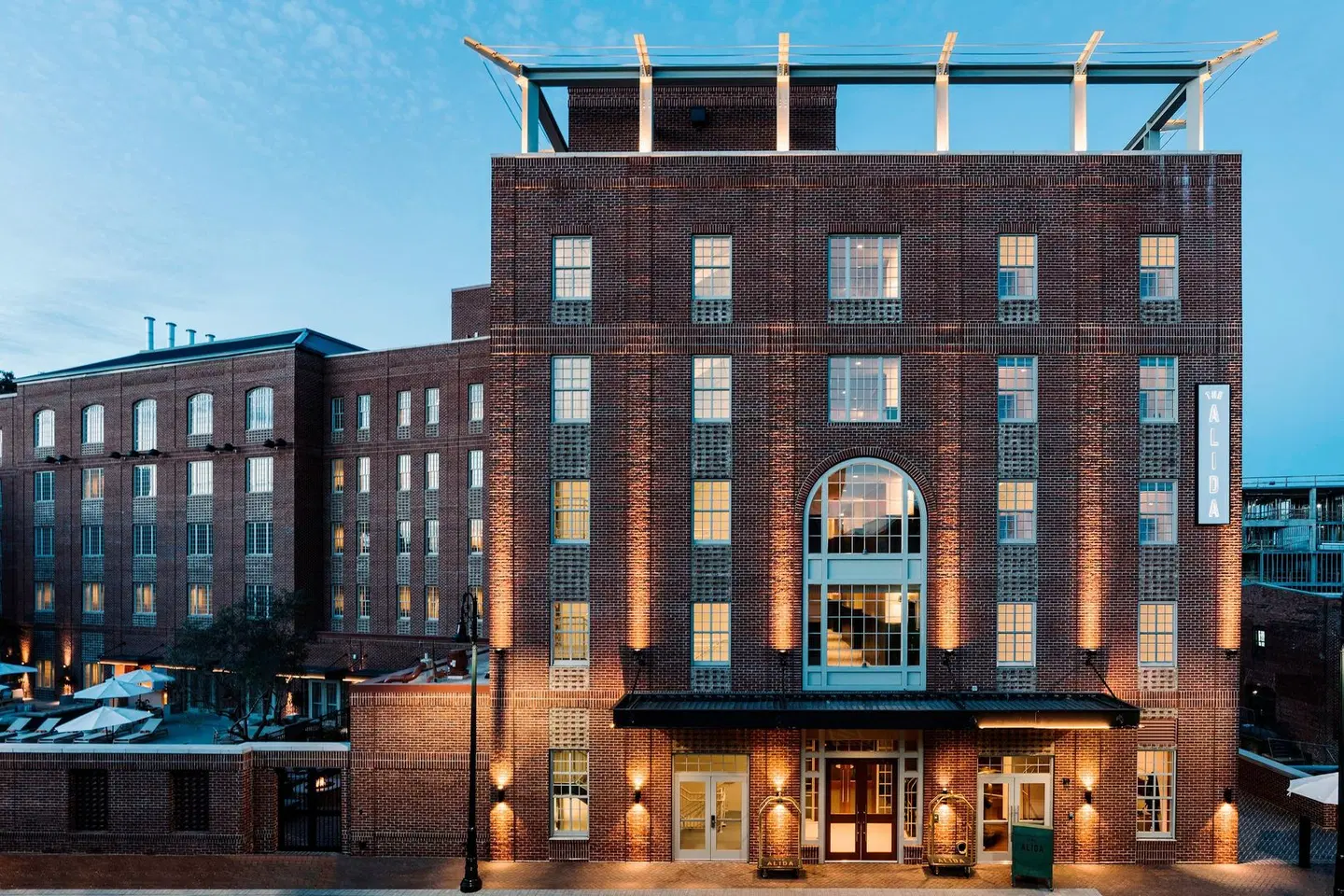 The Alida, Savannah, a Tribute Portfolio Hotel EXTERIOR