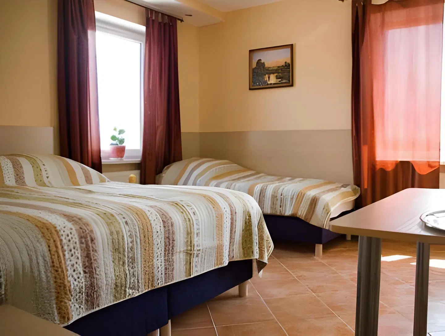 Mara ROOM_EXAMPLE