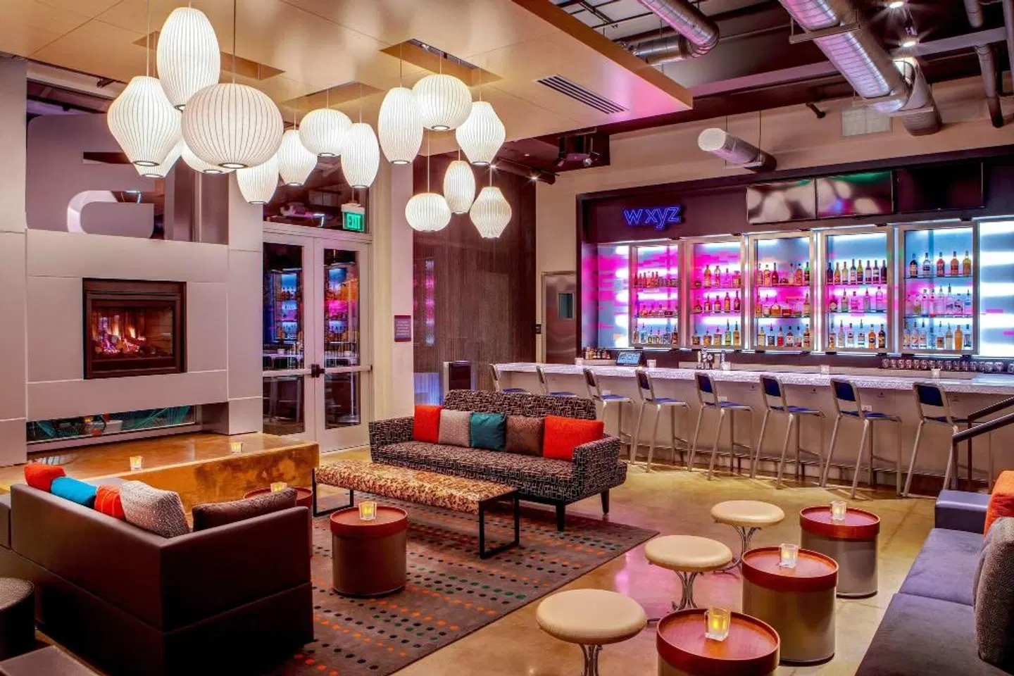 Aloft Alpharetta Bar