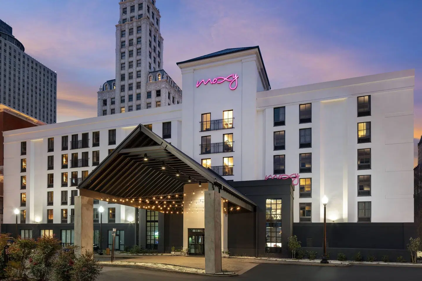 Moxy Memphis Downtown EXTERIOR