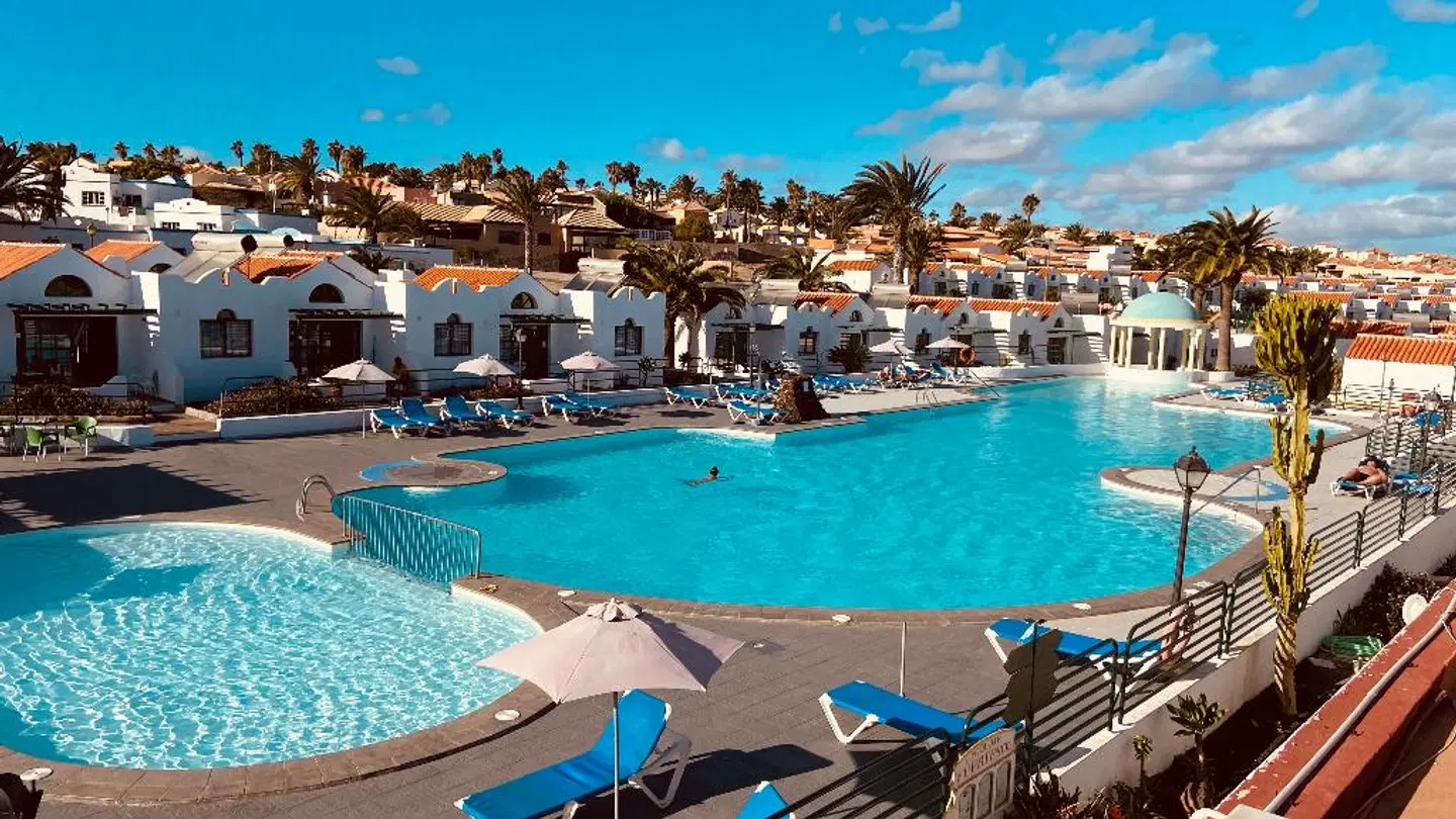 Fuertesol OUTDOOR_POOL