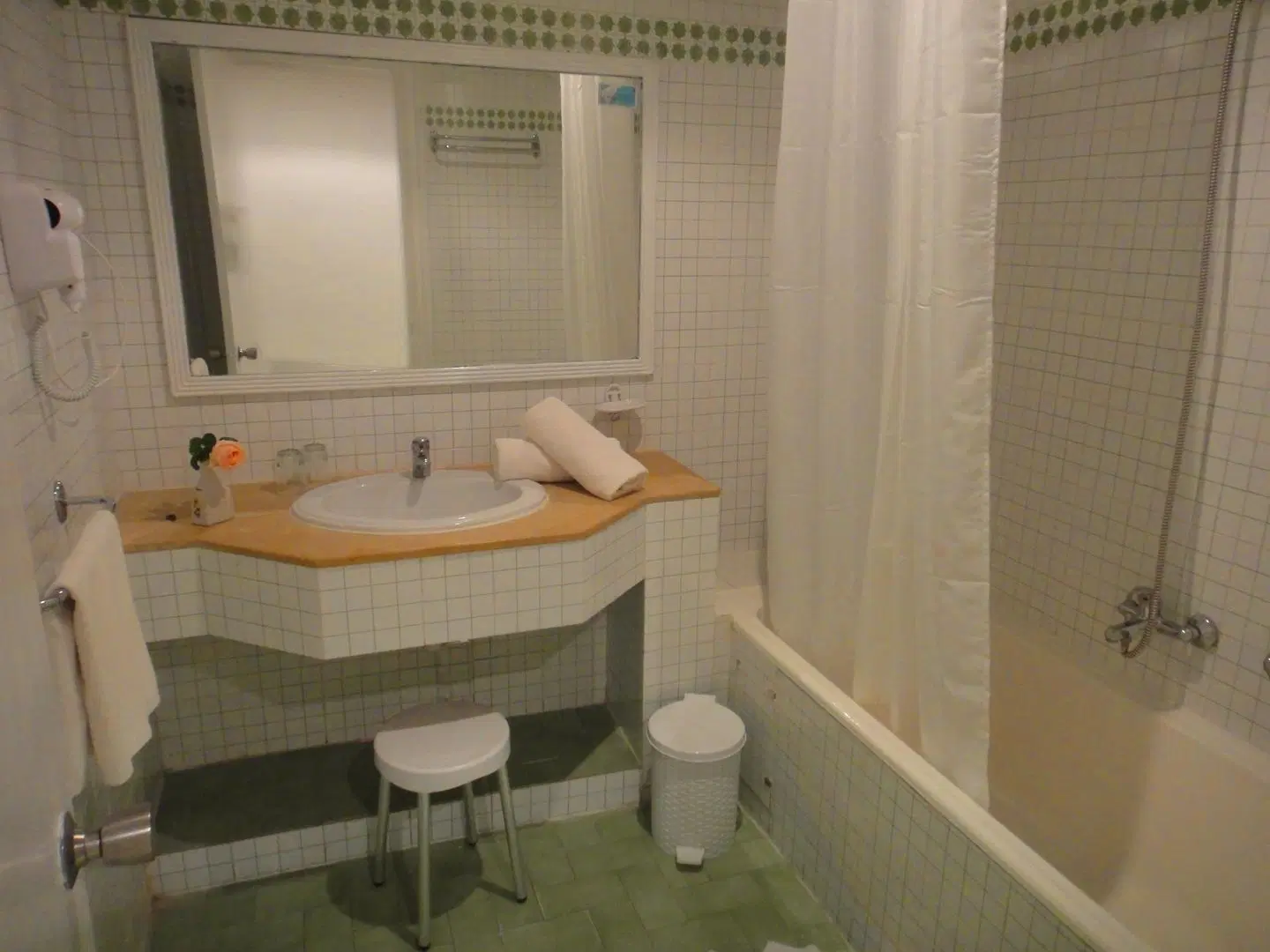 Hôtel Chiraz Badezimmer