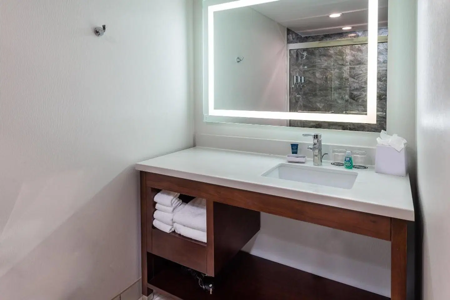 Four Points by Sheraton Atlanta Airport West Badezimmer