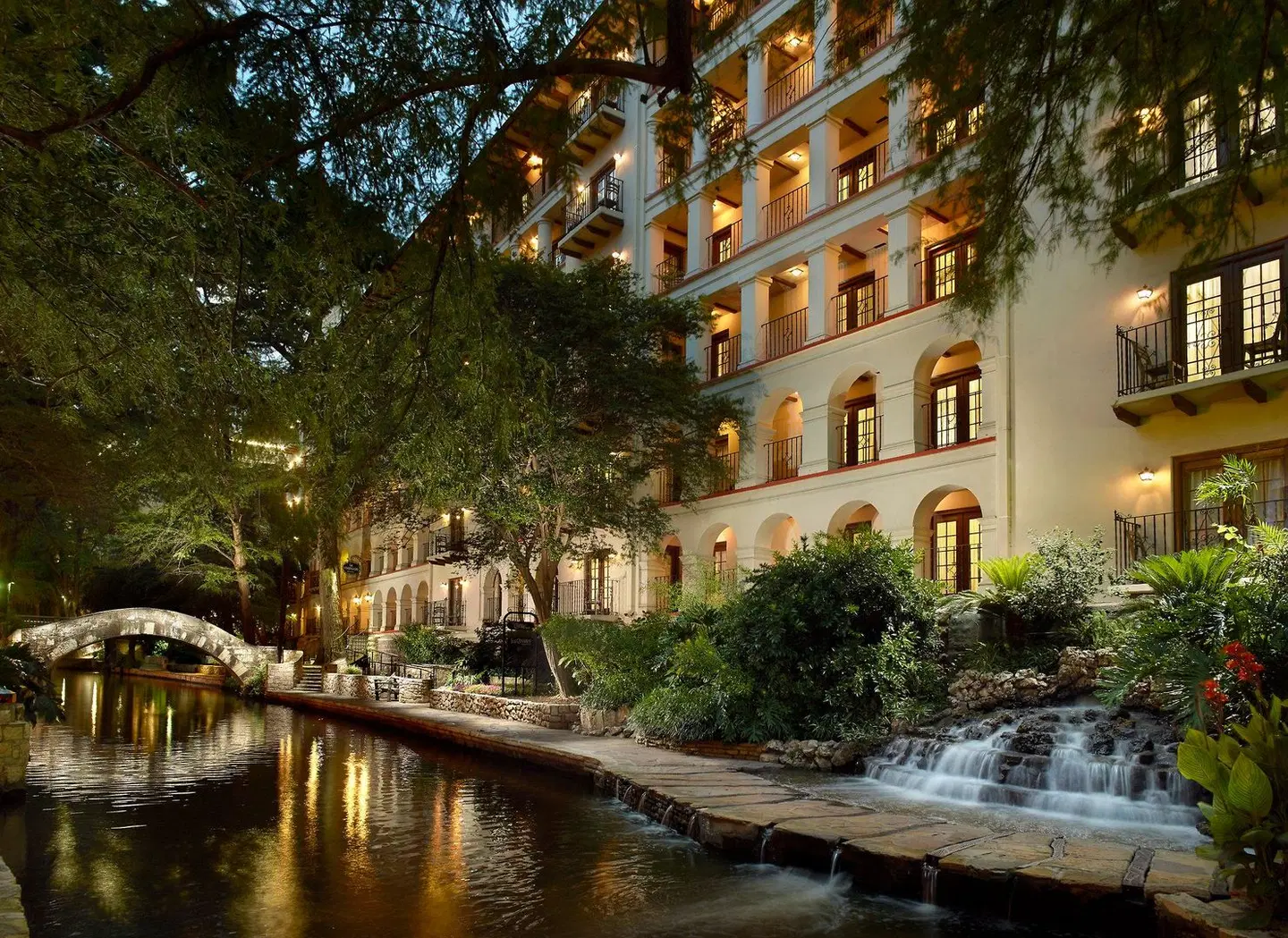 Omni La Mansion del Rio EXTERIOR