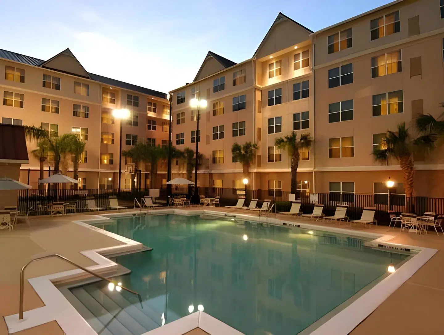 Residence Inn by Marriott Orlando Convention Center OUTDOOR_POOL