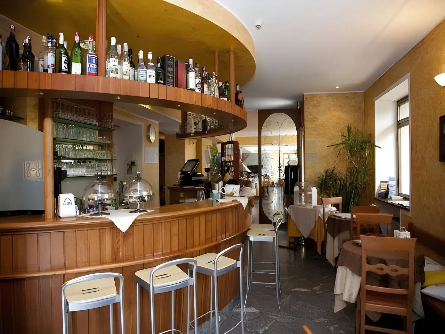 Siriohotel Bar