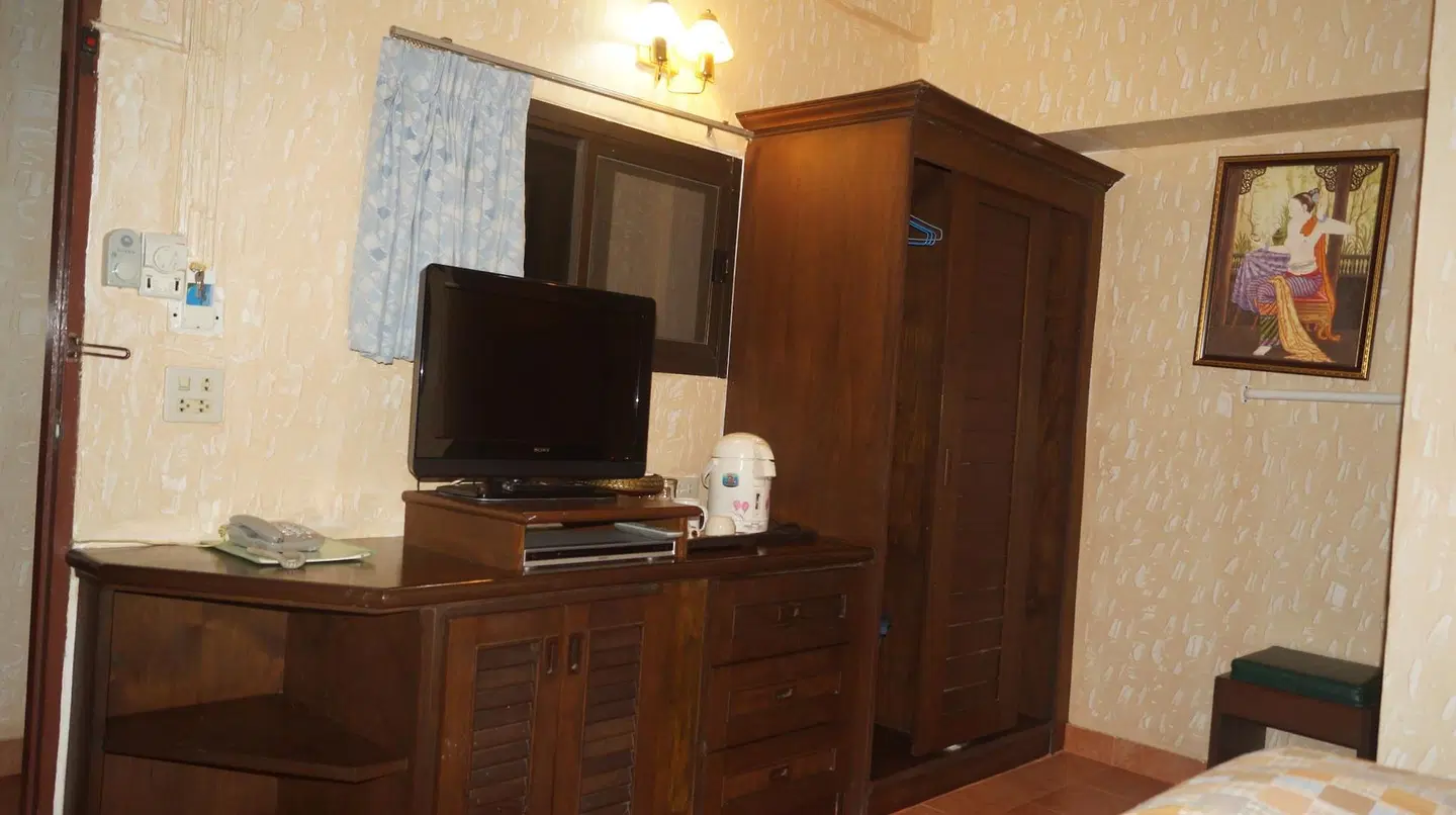 Queen Victoria Inn ROOM_EXAMPLE