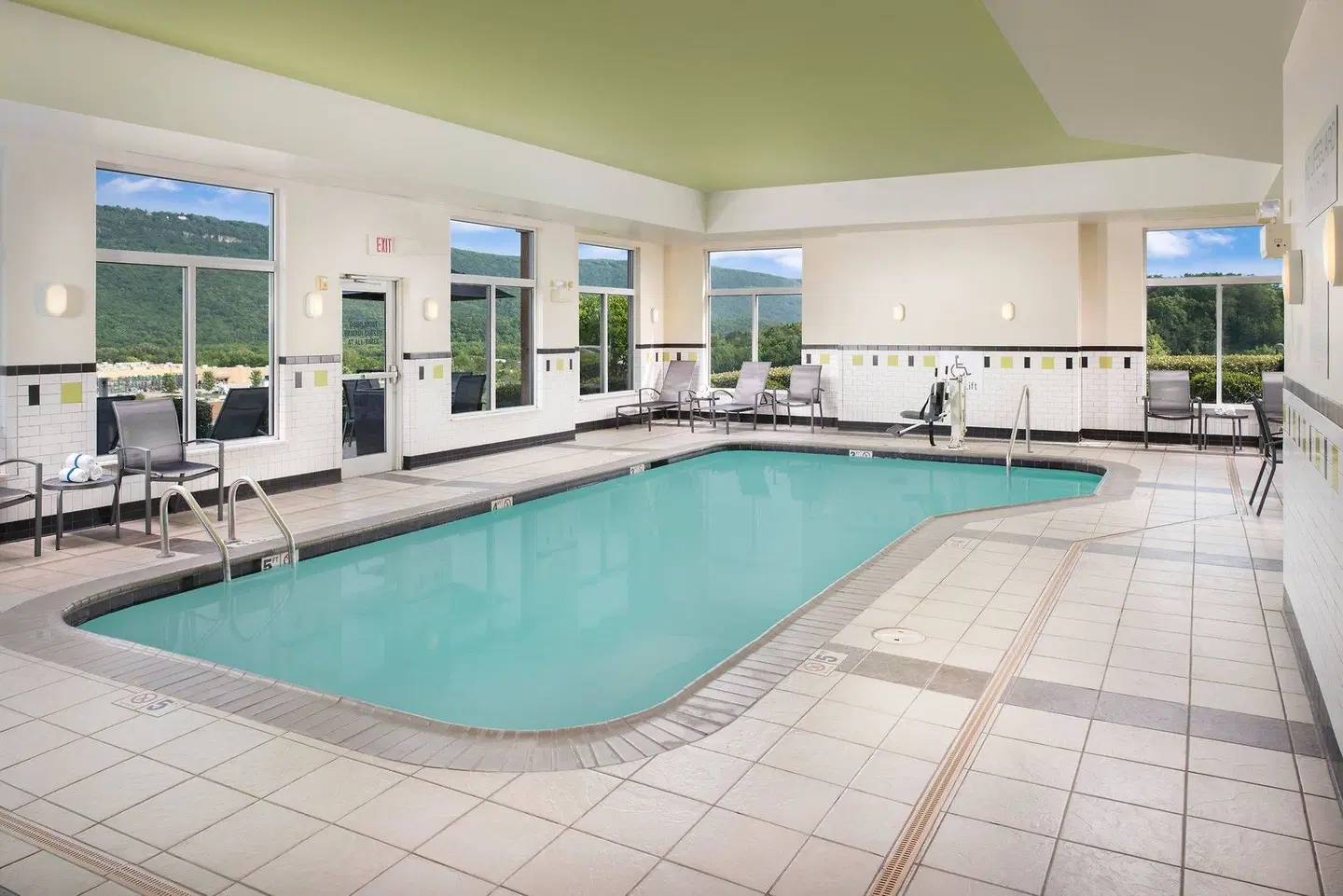 Fairfield Inn & Suites by Marriott Chattanooga I-24/Lookout Mountain Hallenbad