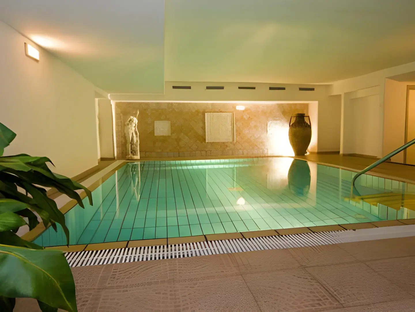 Ambasciatori Hallenbad