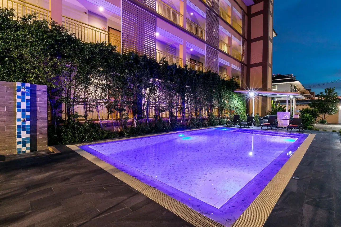 T Sleep Place OUTDOOR_POOL