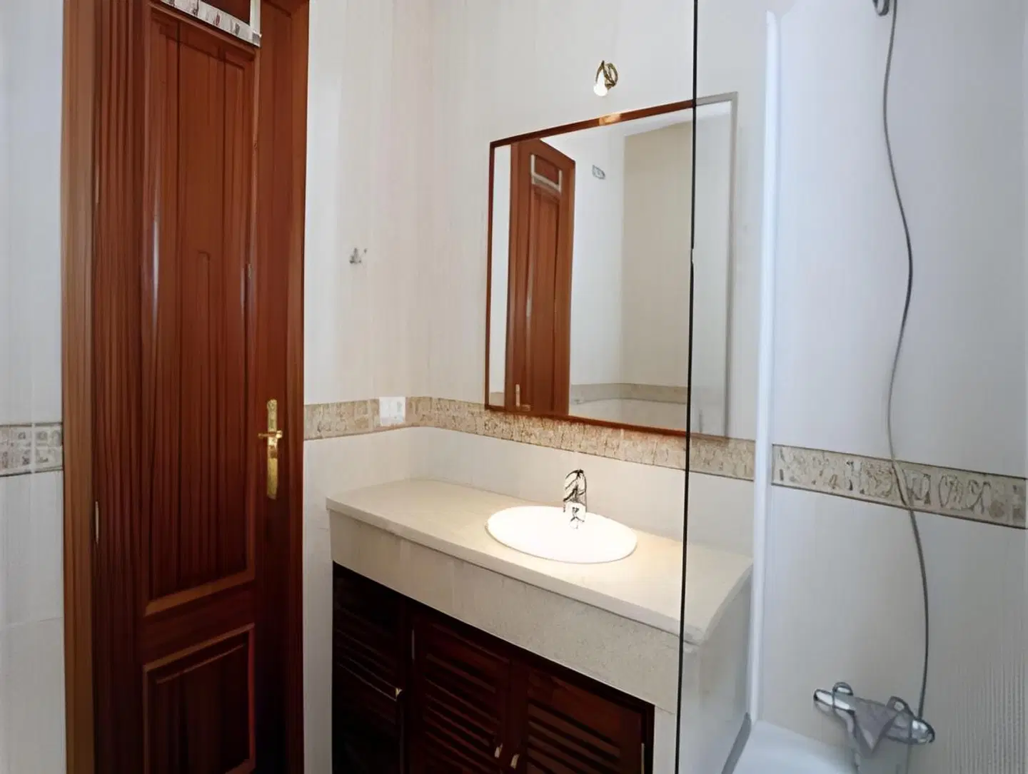 San Pedro Apartamentos Badezimmer