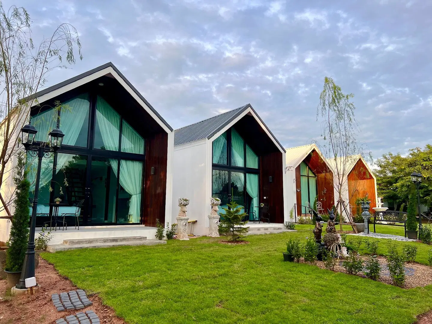 Bannjamjuree Resort Sattahip EXTERIOR