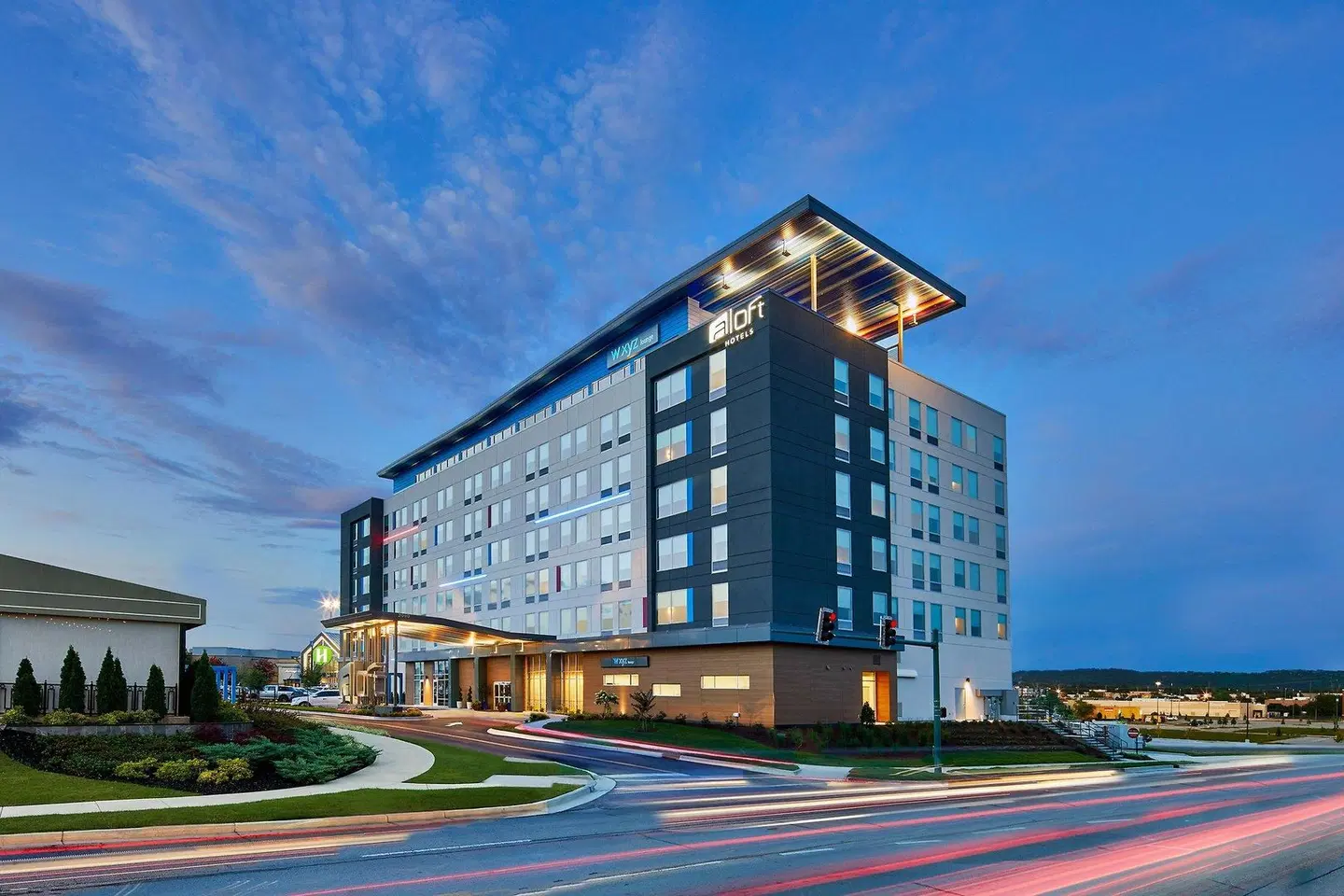 Aloft Chattanooga Hamilton Place EXTERIOR