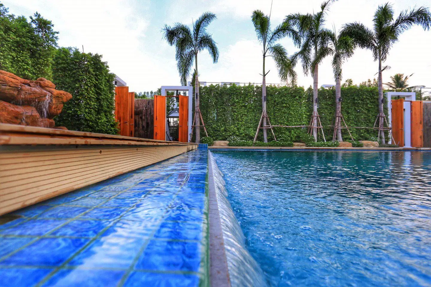 Varinah Resort OUTDOOR_POOL