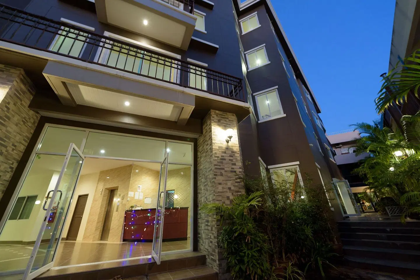 The hideaway EXTERIOR