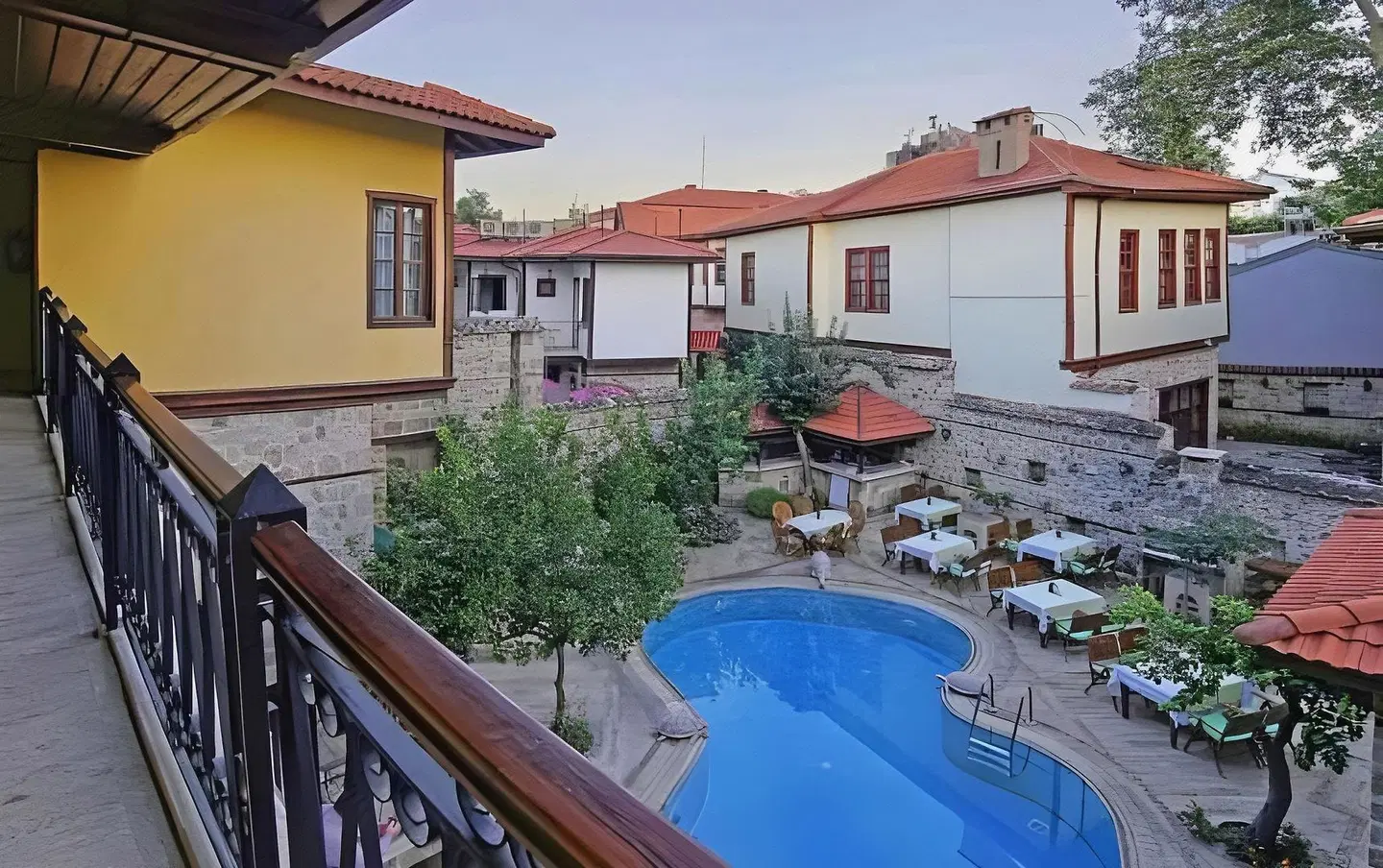 La Paloma Hotel OUTDOOR_POOL