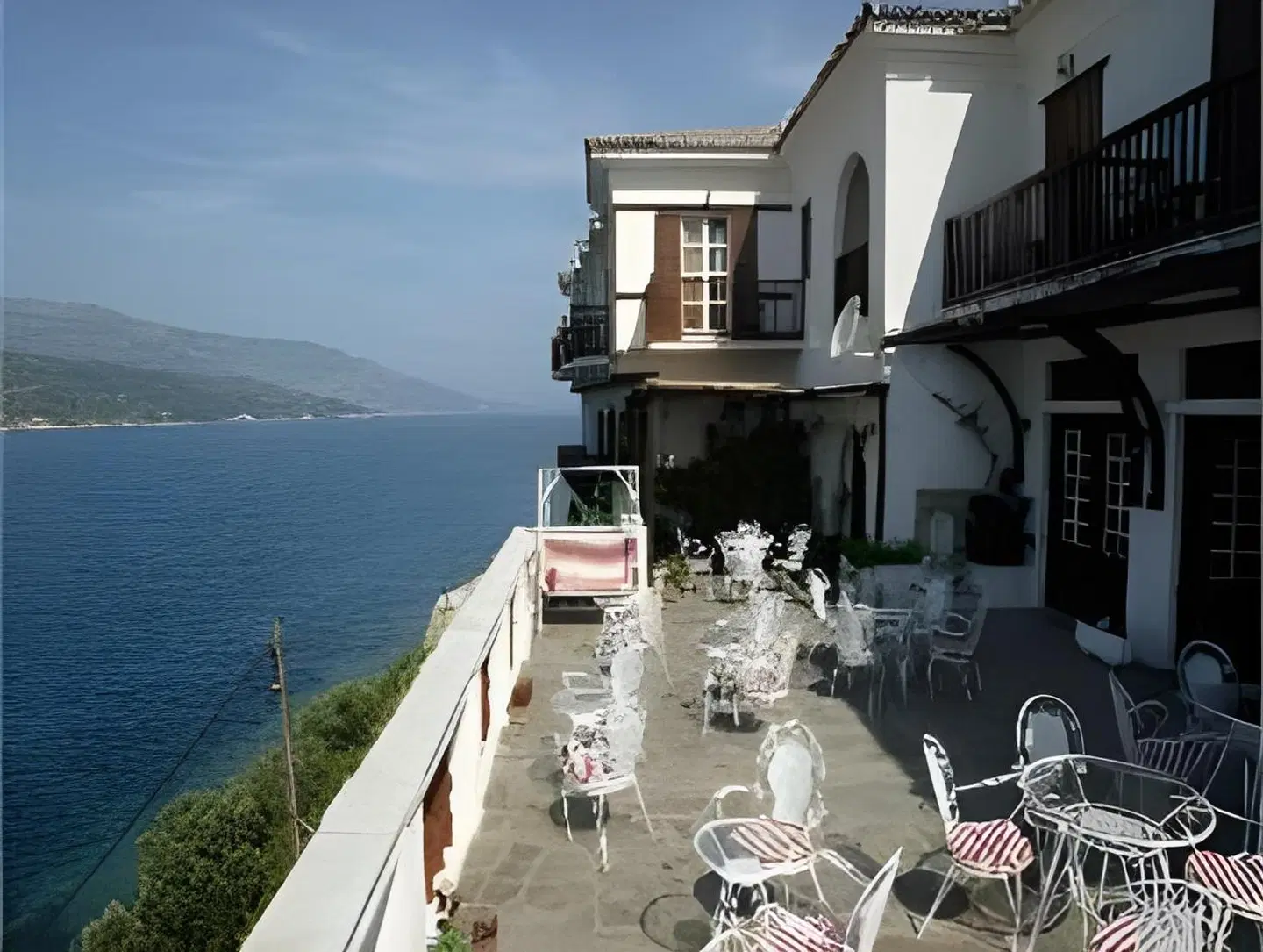 Mirini Hotel Terrasse