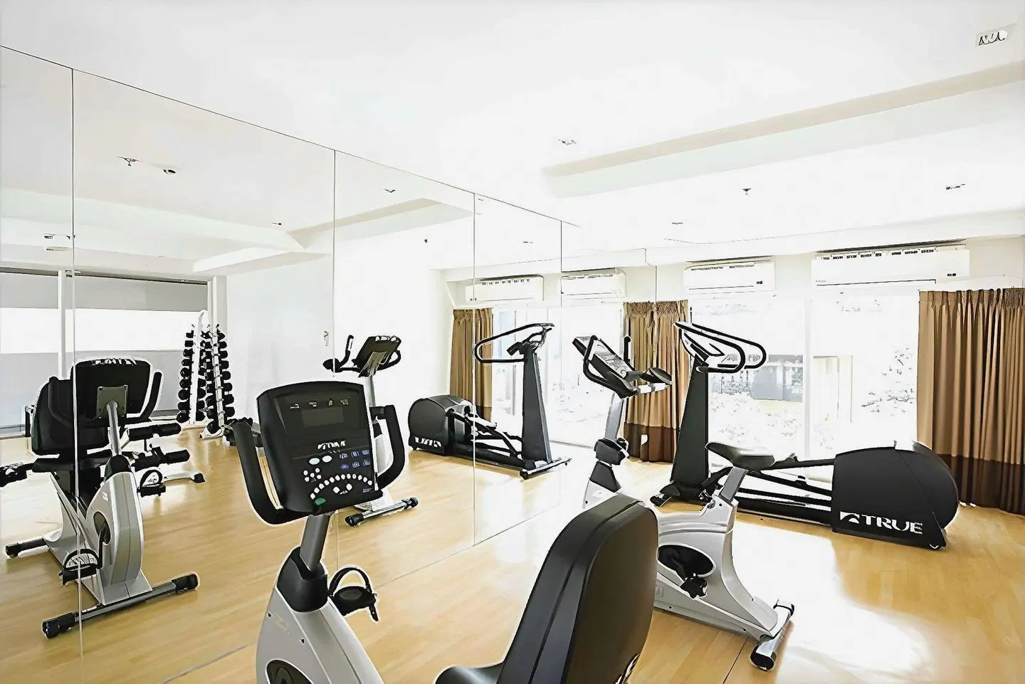 Chaydon Sathorn SPORTS_AND_LEISURE