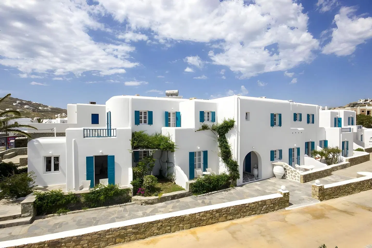 Cyclades Studios EXTERIOR