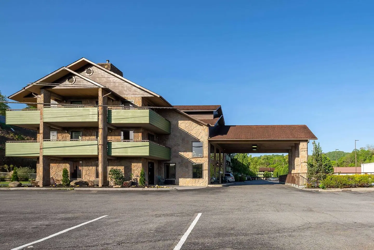 Days Inn By Wyndham Pigeon Forge South EXTERIOR