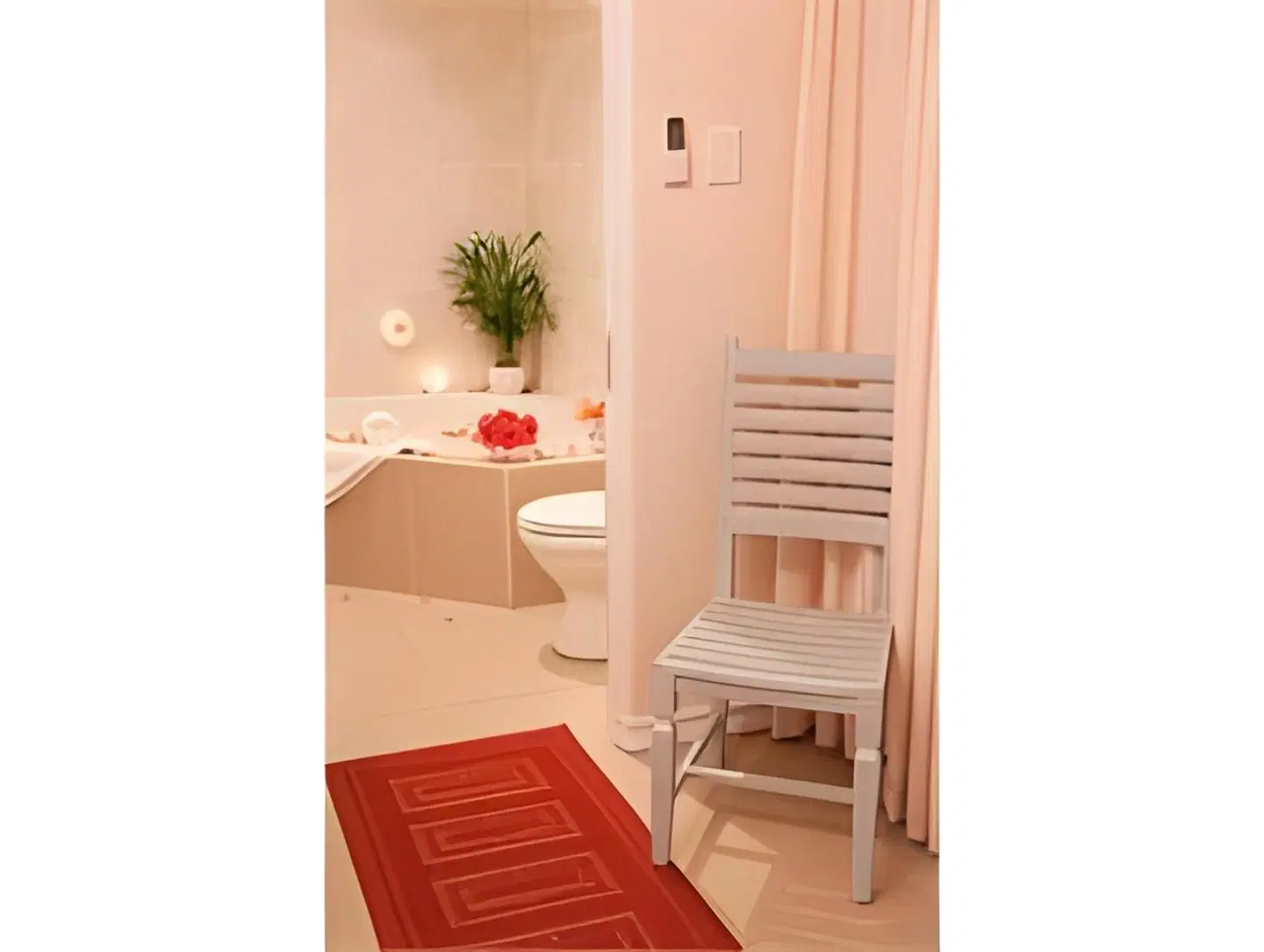 305 Guest House HEALTH_BEAUTY