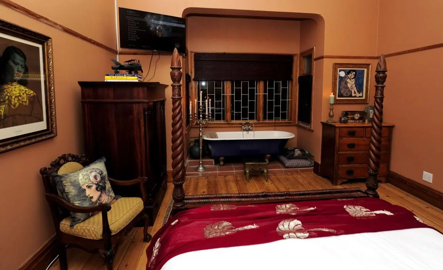 Tamarisk Bed & Breakfast Bar