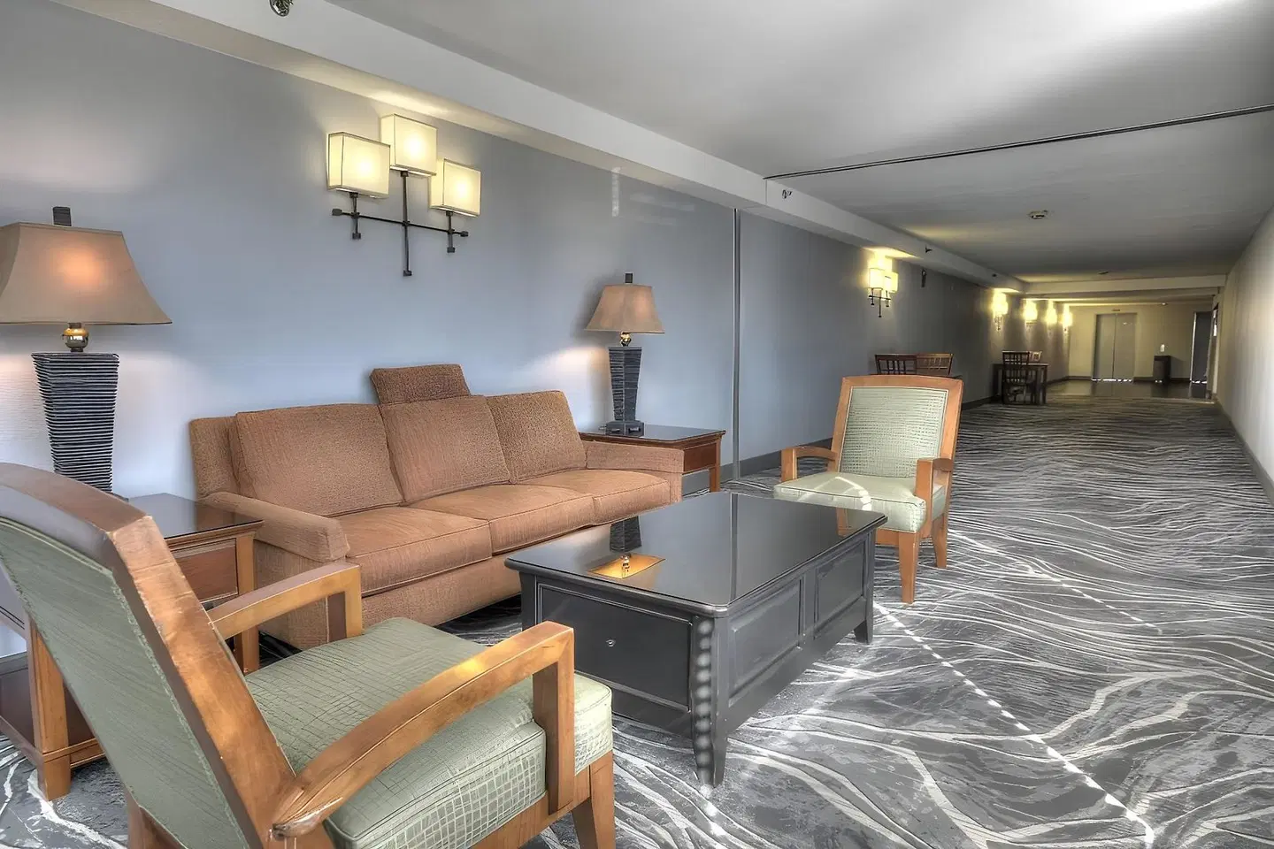 The Ramsey Hotel & Convention Center LOUNGE_LOBBY
