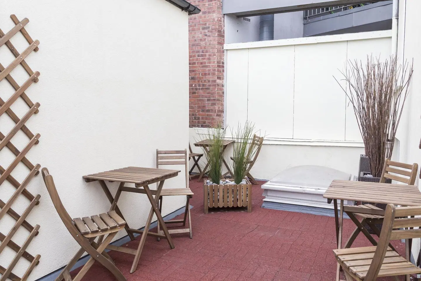 Five Lamps Suites Terrasse