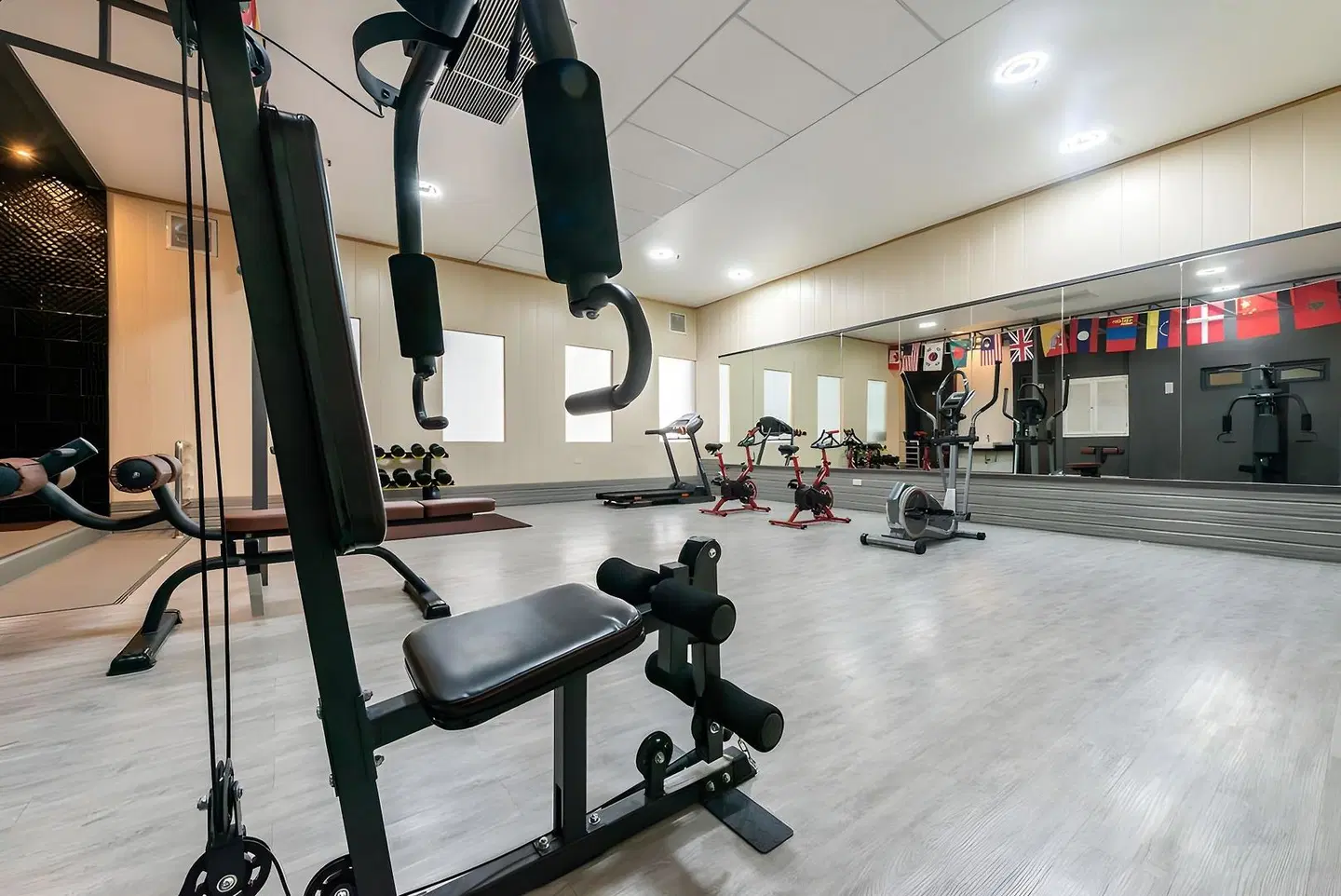 The Pat Hotel SPORTS_AND_LEISURE