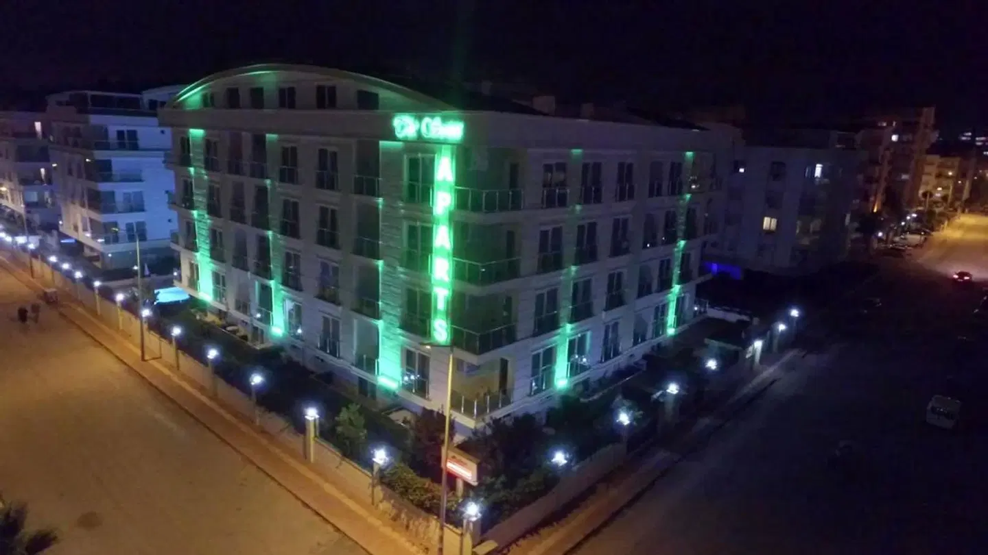 The Suites EXTERIOR