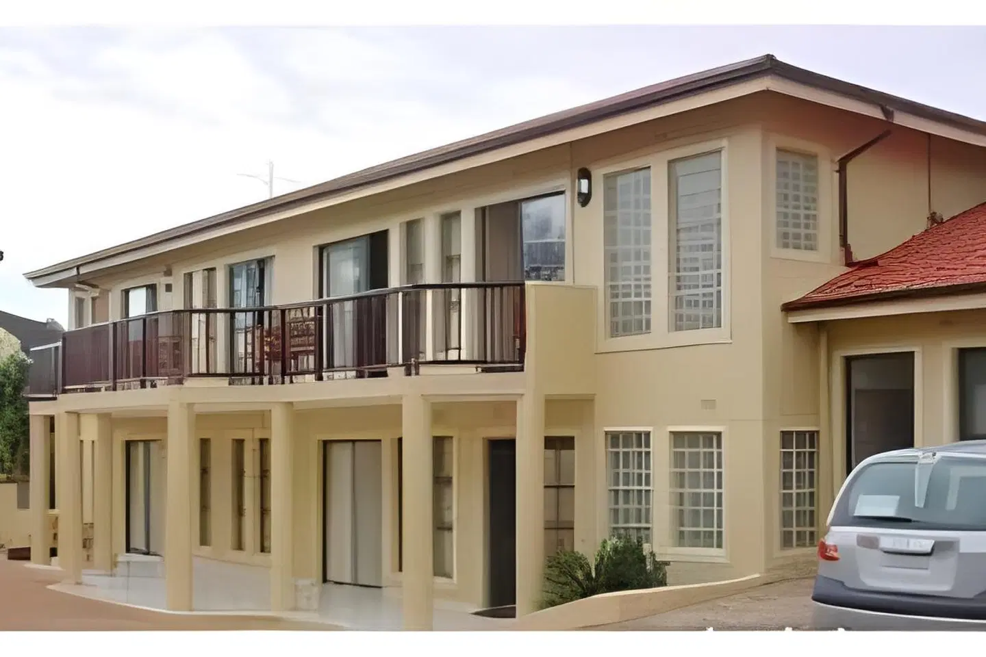 Fairways Hotel EXTERIOR